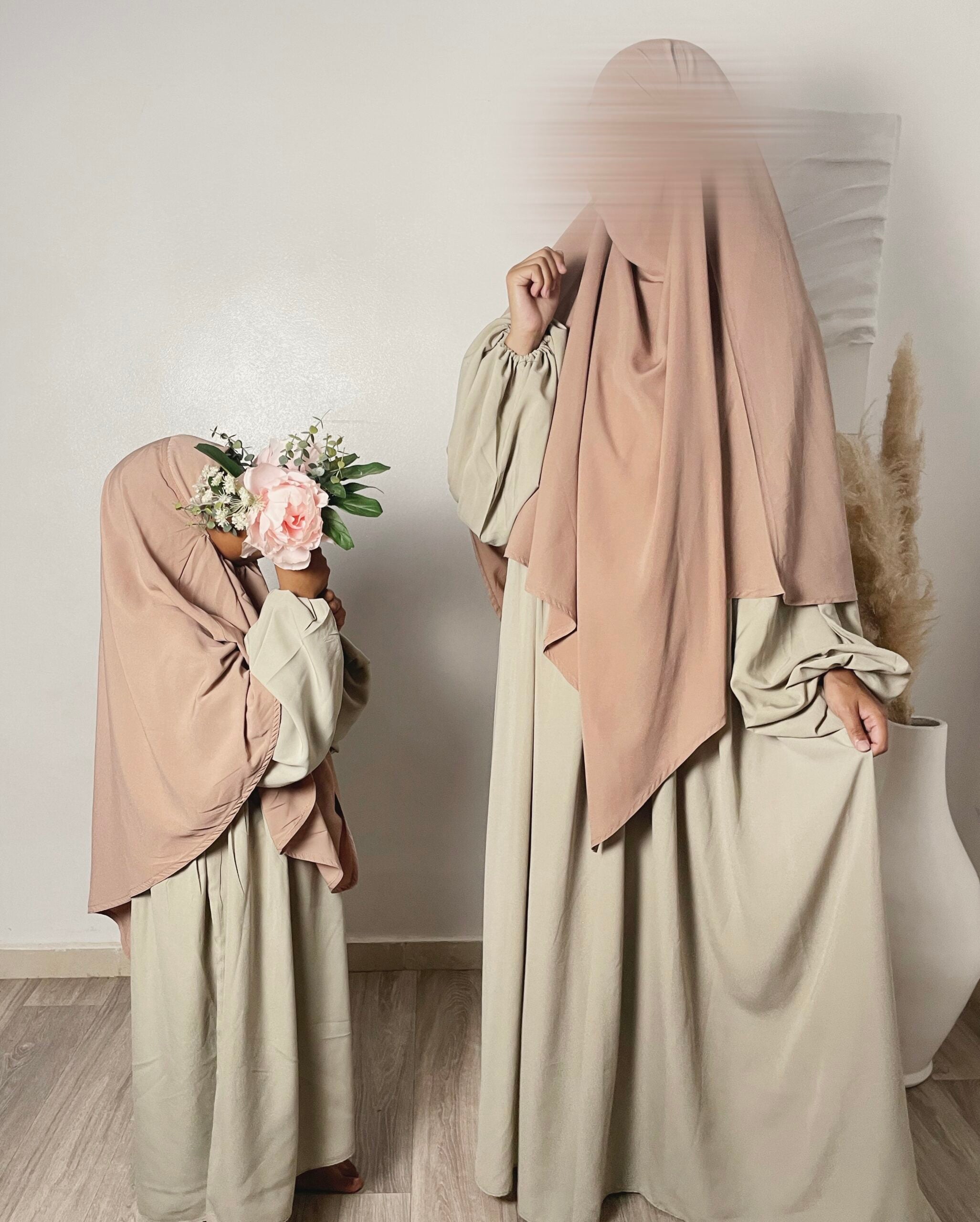 Khimar en pointe petite fille