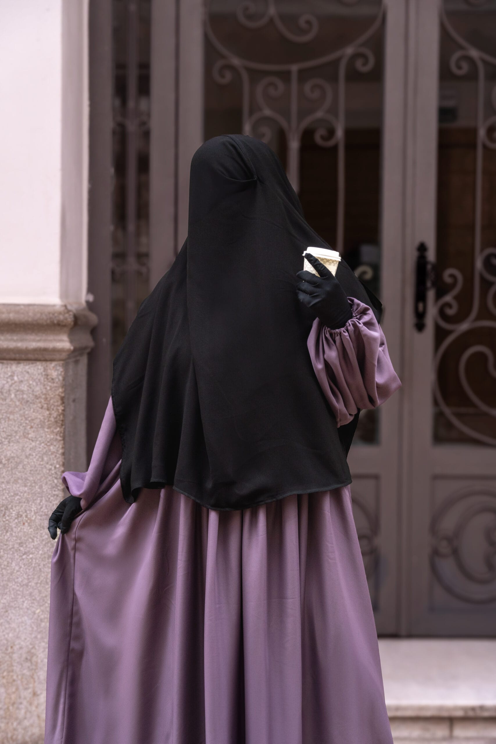 Abaya Russia Nidha