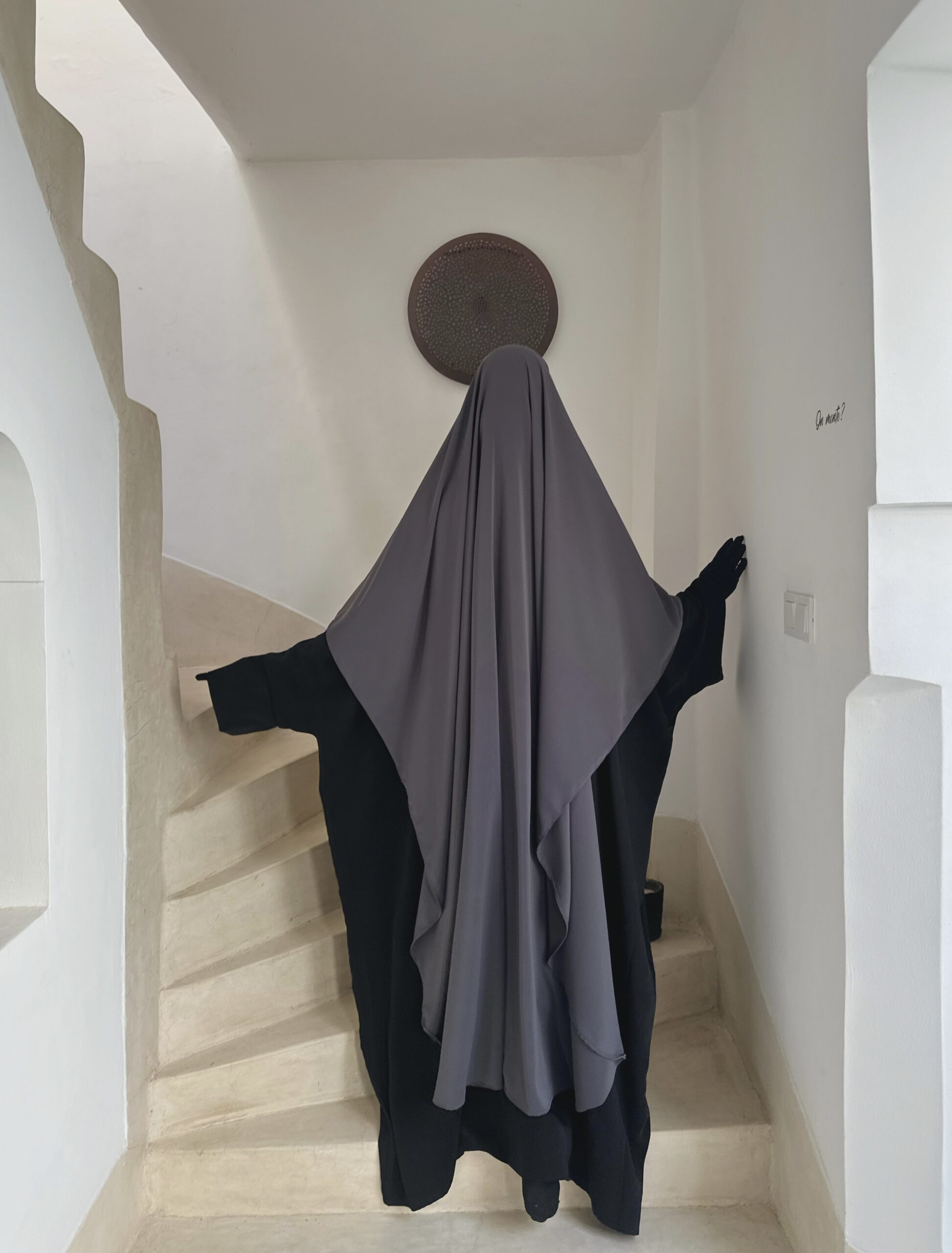 Khimar Hidden