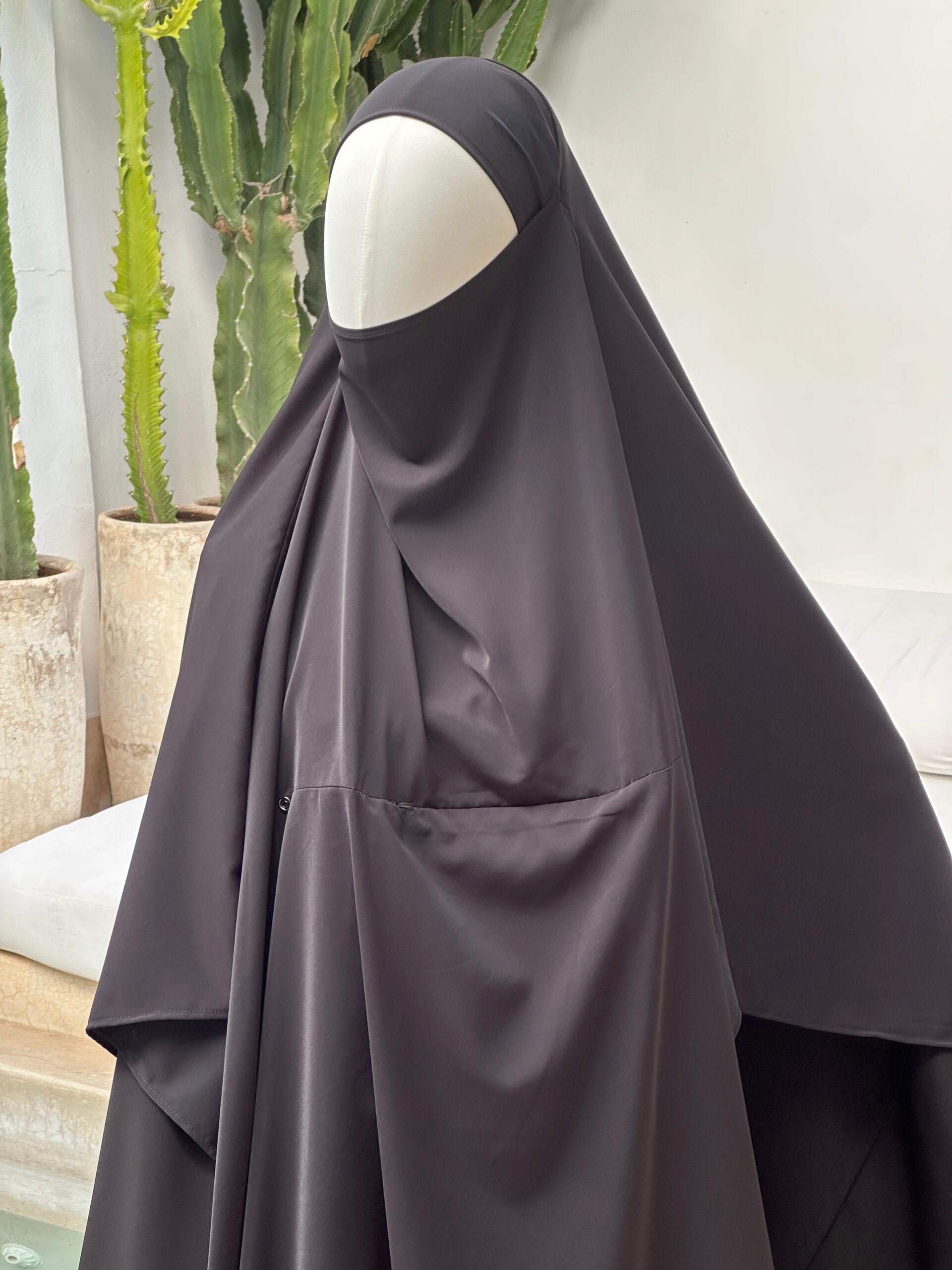 Khimar Hidden