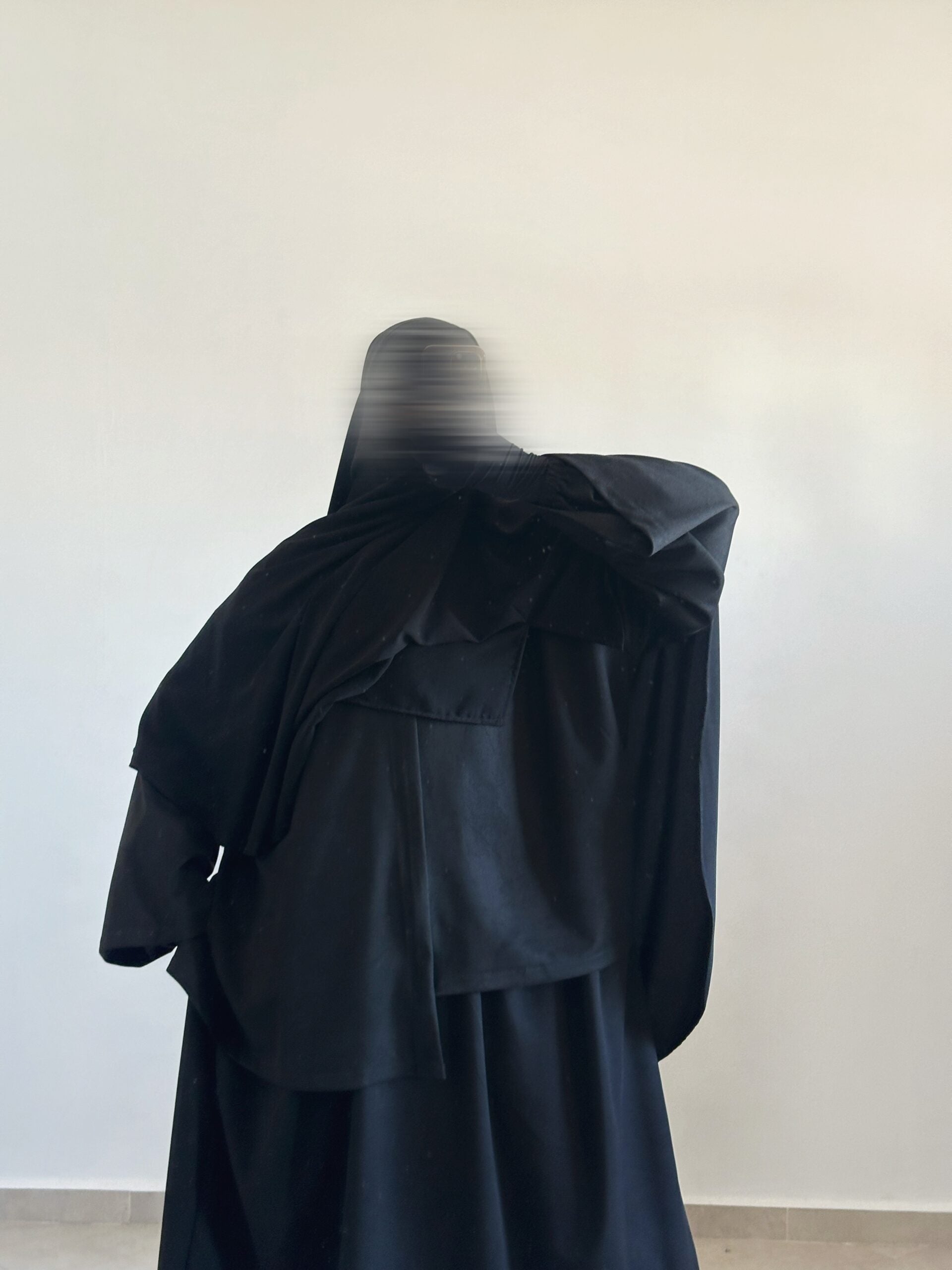 THE LINE SET – Abaya 2 pièces en daim côtelé