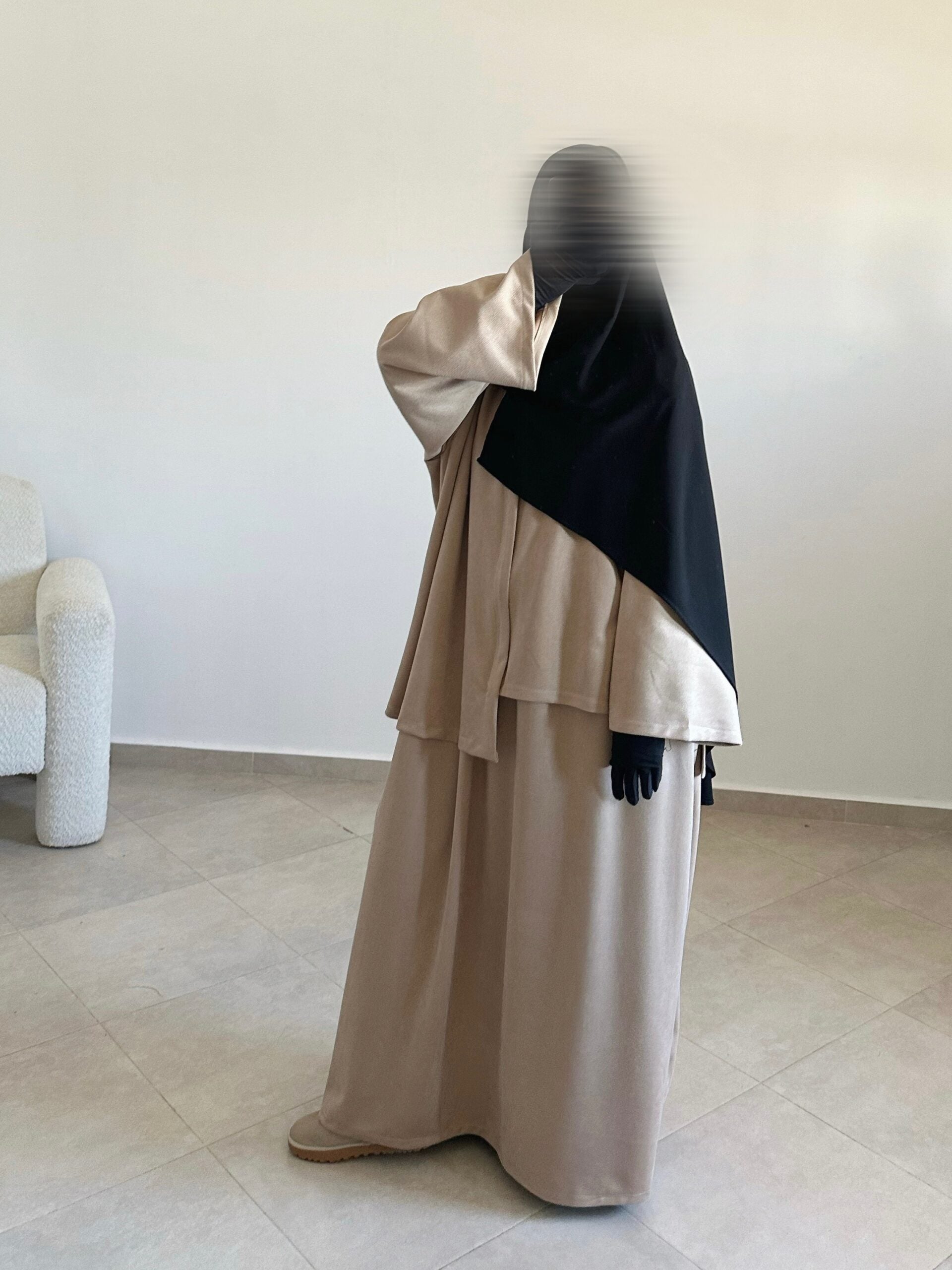 THE LINE SET – Abaya 2 pièces en daim côtelé