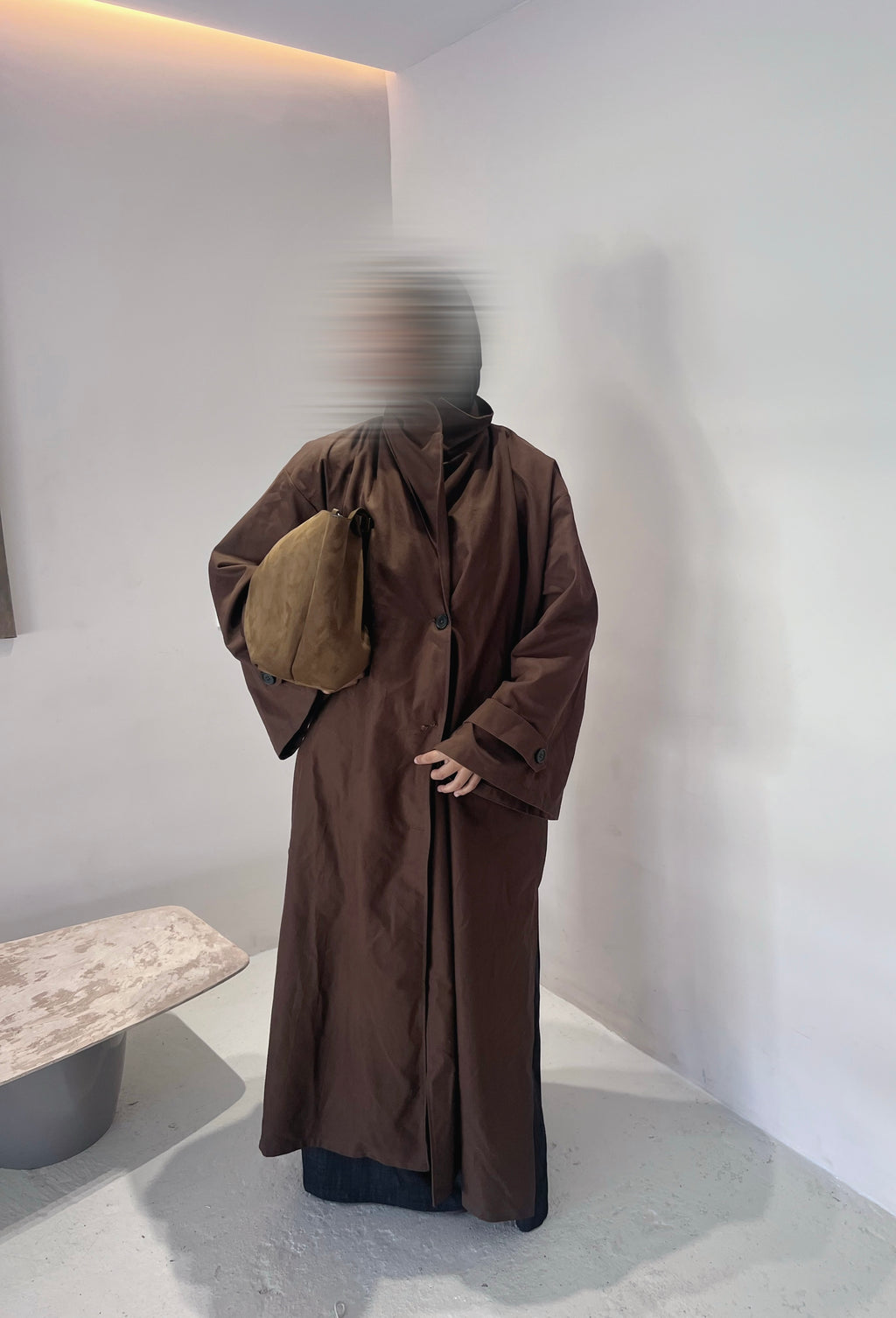 Trench EPURE chocolat, col montant asymétrique