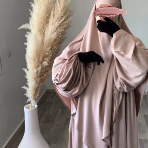 Abaya Russia Crème Soie de Médine Al Mouslimate