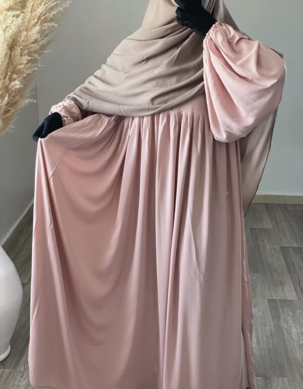 Abaya Russia Poudrée Soie de Médine Al Mouslimate