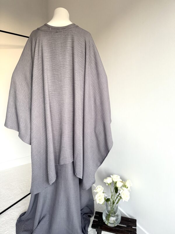 Set Mirai Gris Medium.