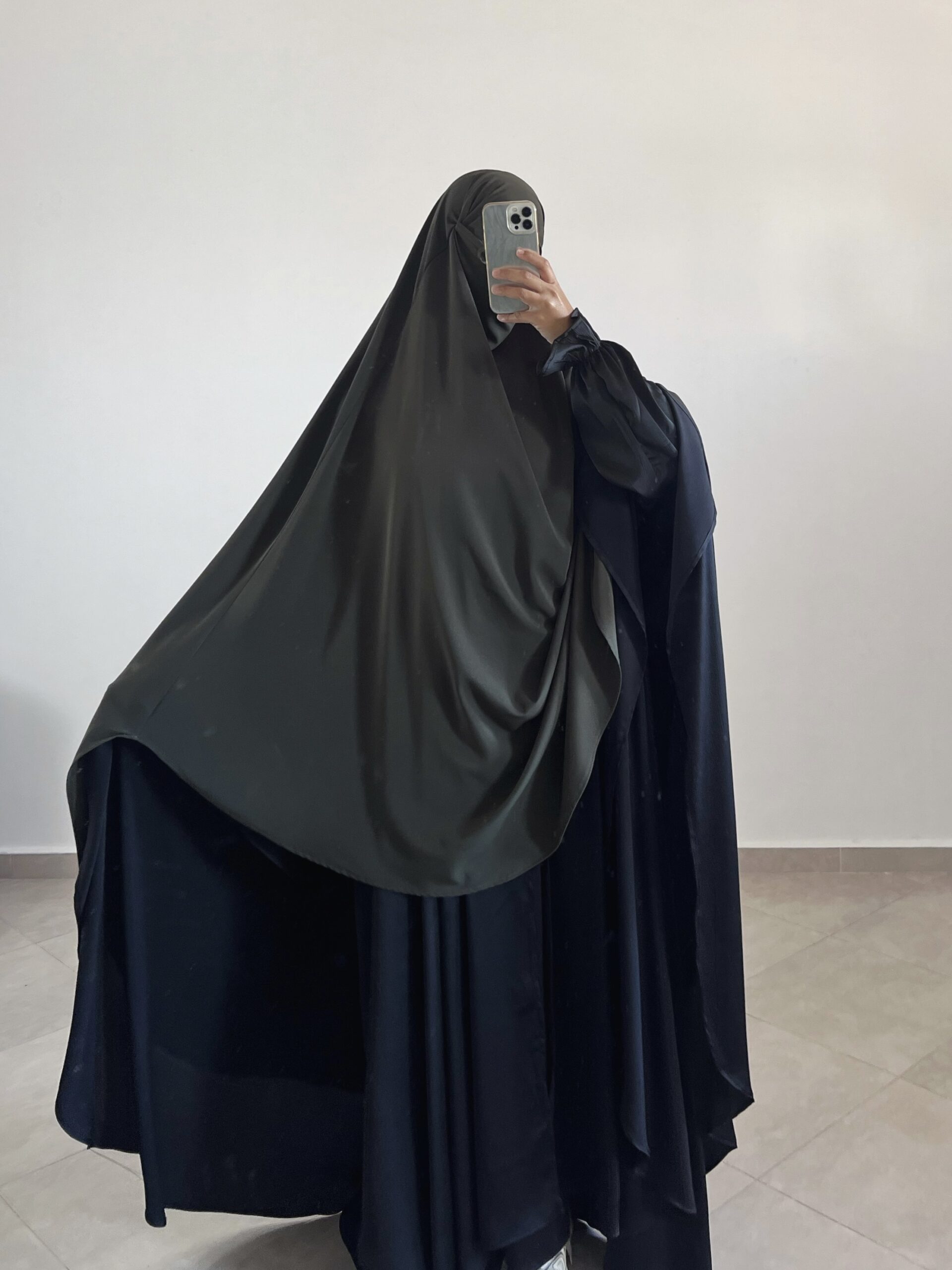 Extralarge-kaki-set-aura-noir-